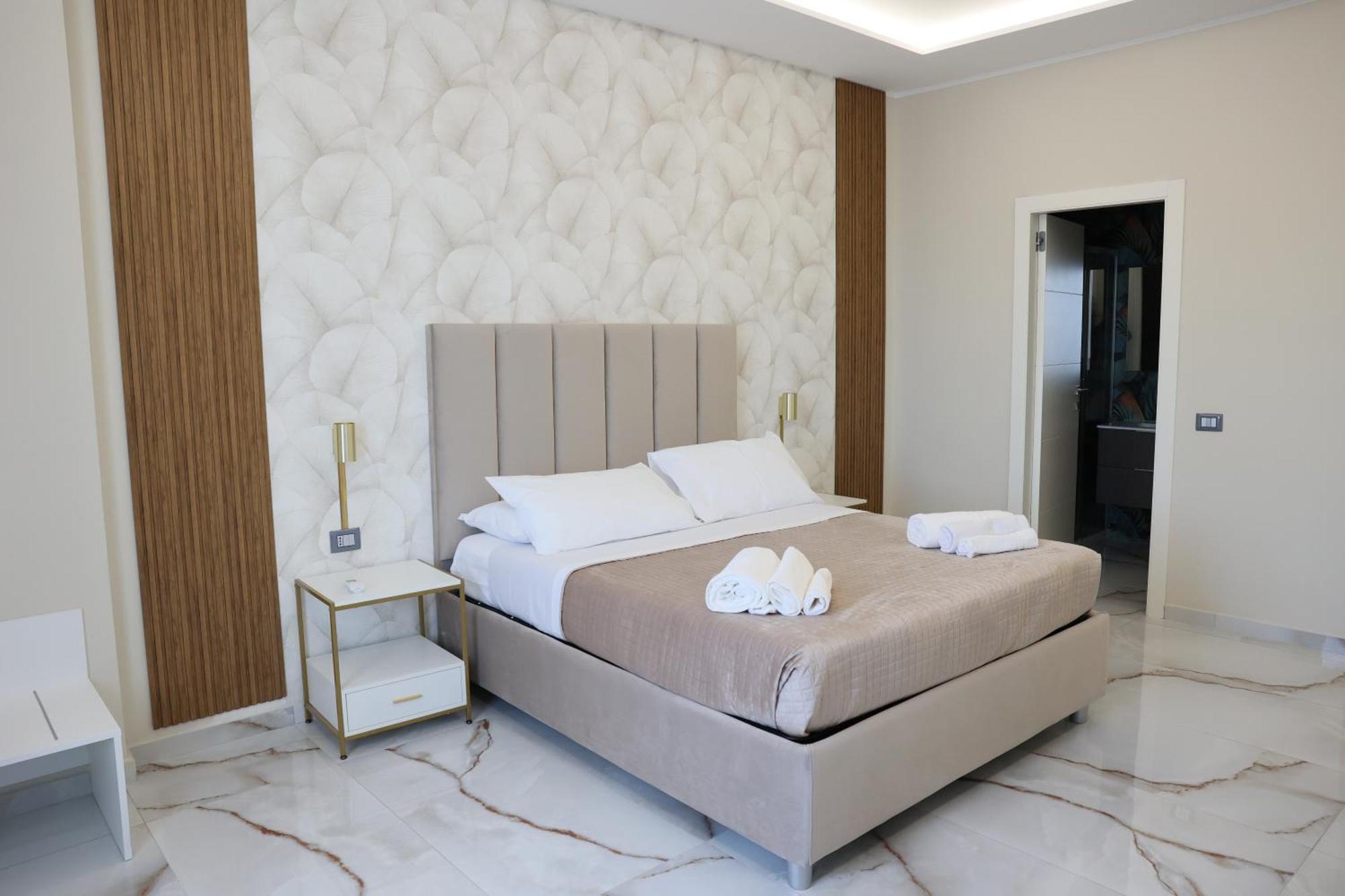 Napoli Central Suites Esterno foto