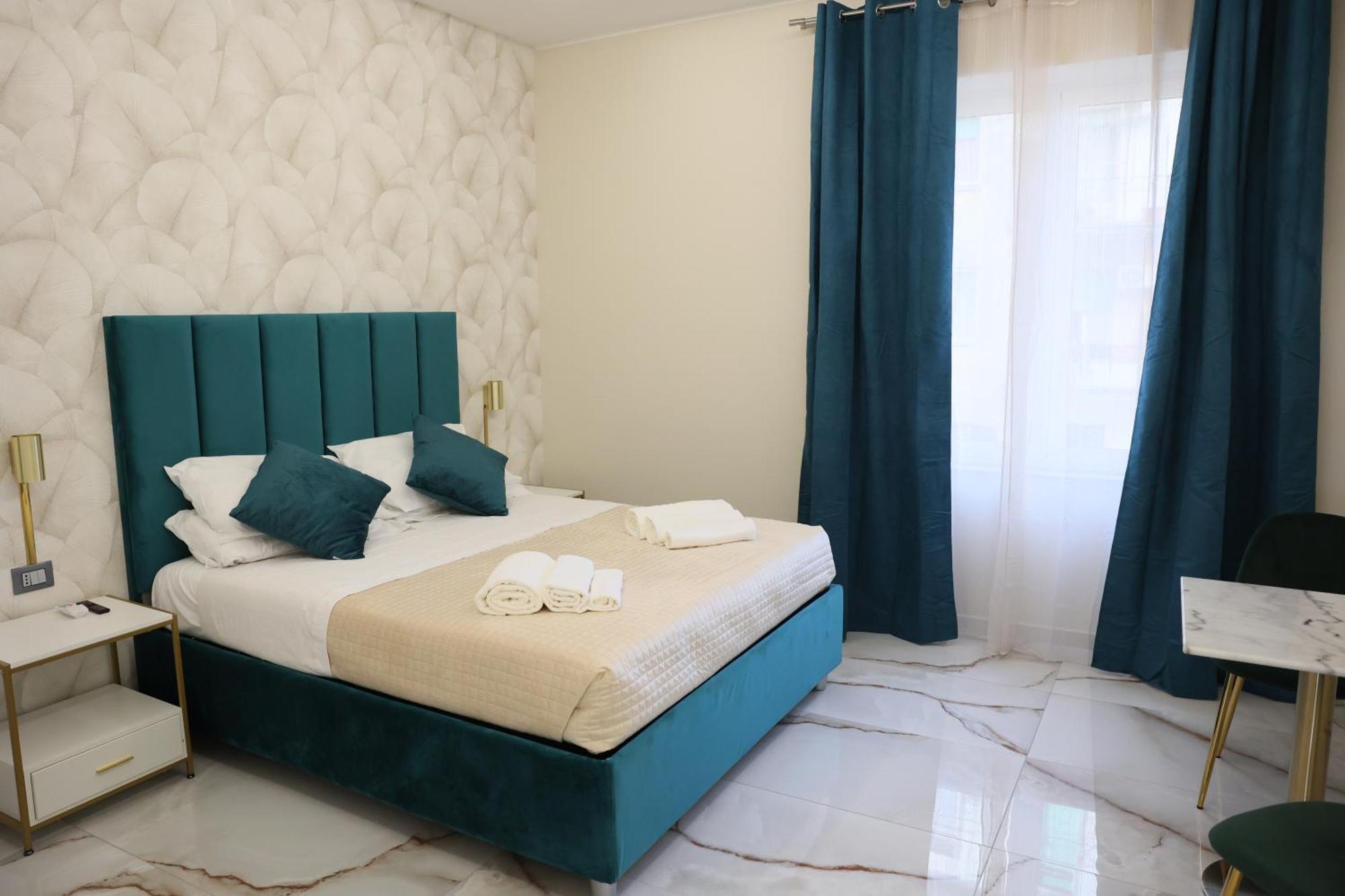 Napoli Central Suites Esterno foto