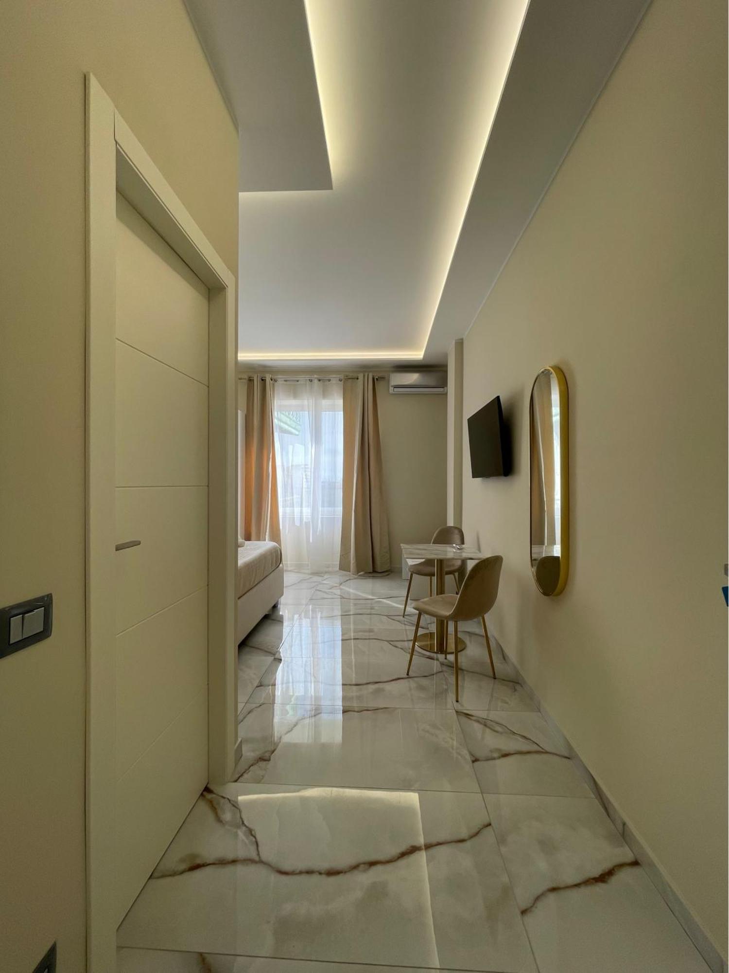 Napoli Central Suites Esterno foto
